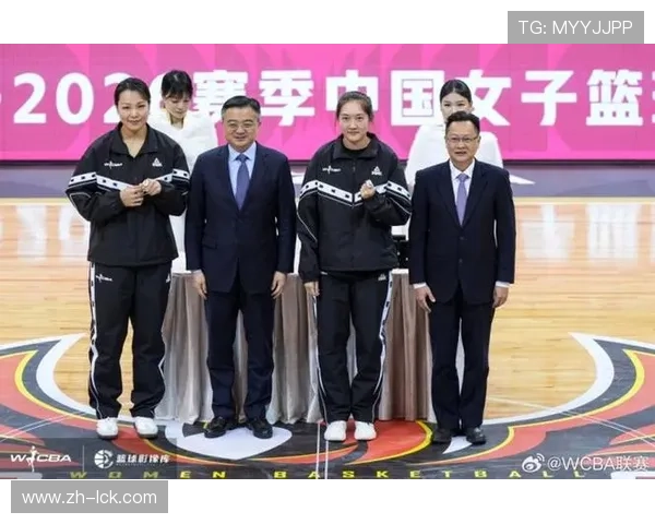 广厦揭幕战前将颁发总冠军戒指,主场举行冠军旗帜升旗仪式 广厦揭幕战前将颁发总冠军戒指,主场举行冠军旗帜升旗仪式